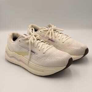 Brooks Ghost Max 2 Womens Running Shoe Coconut/Lavender/Cream Size 11 Casual